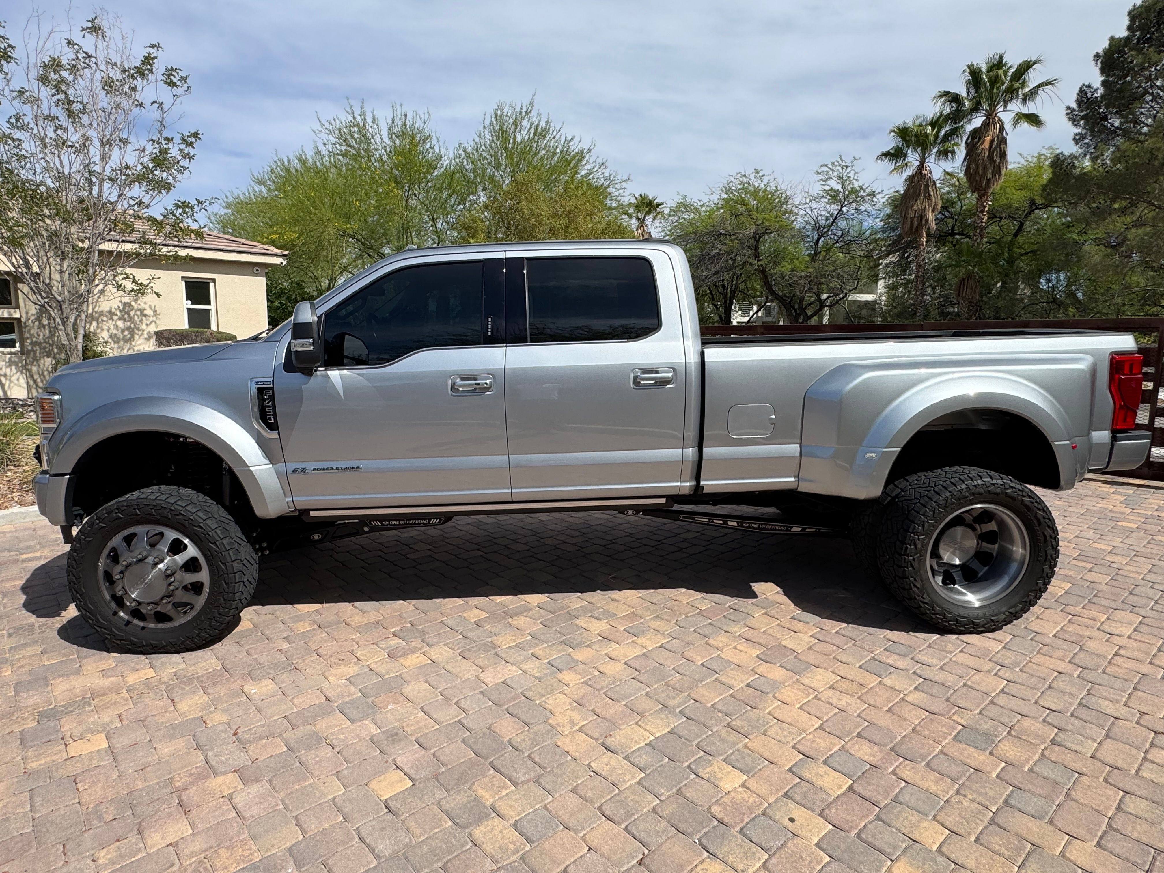 Used 2022 Ford F450 Limited w/ FX4 Off-Road Package AWD/4WD image 10