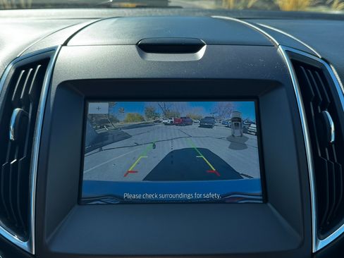 Used 2016 Ford Edge Titanium w/ Cold Weather Package image 13