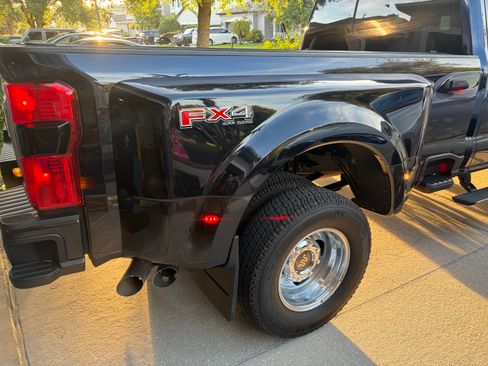 Used 2024 Ford F350 King Ranch AWD/4WD image 14