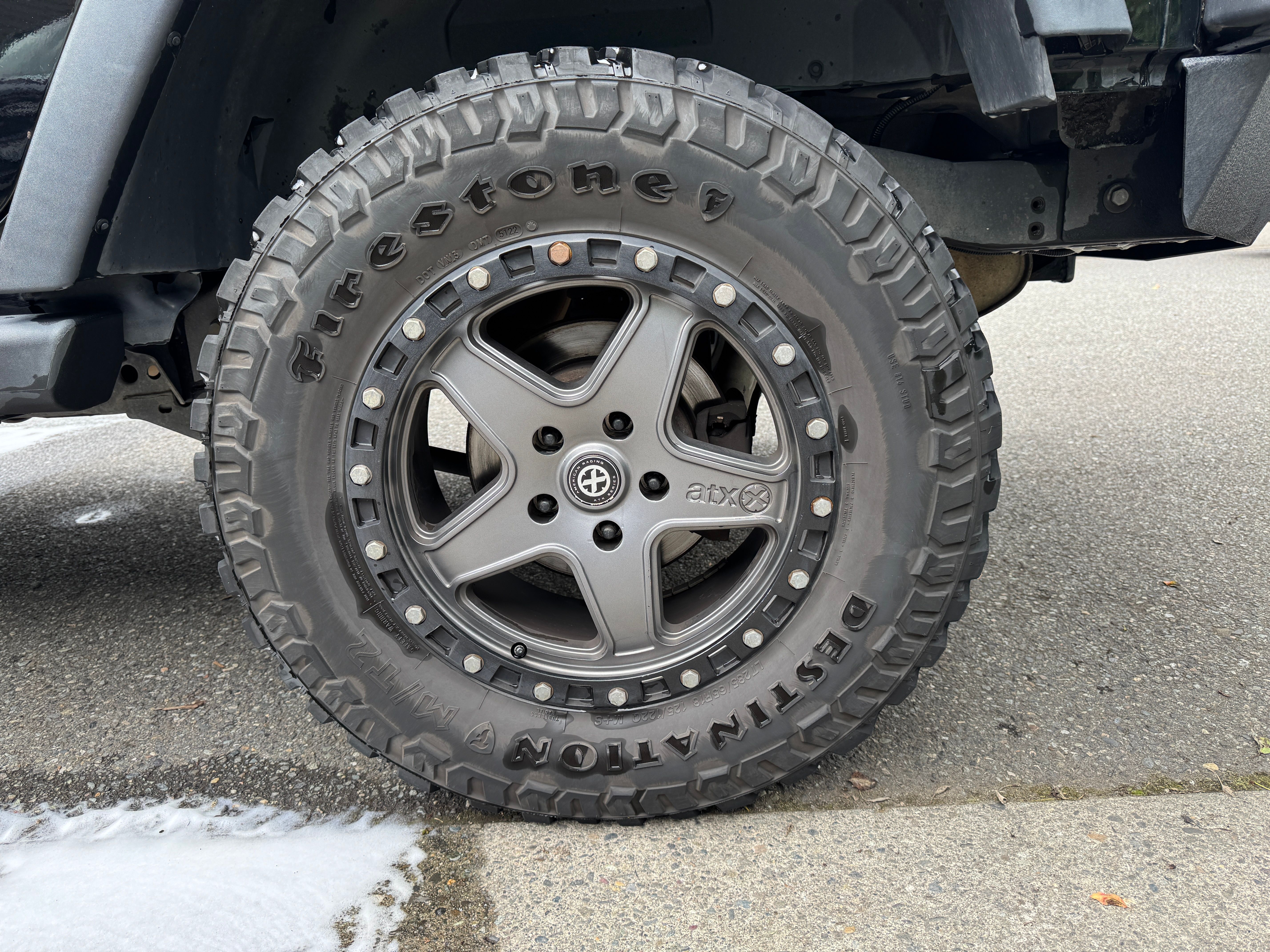 Used 2015 Jeep Wrangler Unlimited Sport w/ Max Tow Package AWD/4WD image 16