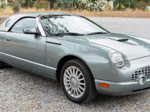 Used 2004 Ford Thunderbird Pacific Coast image 1
