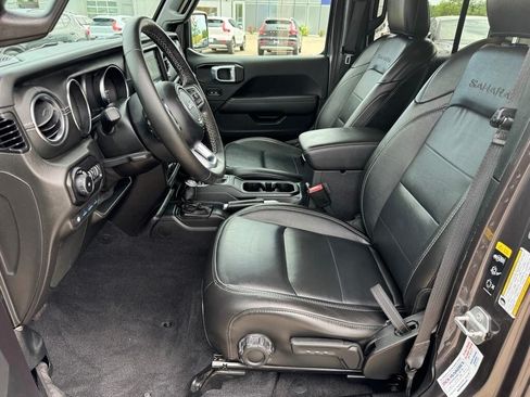 Used 2021 Jeep Wrangler Unlimited Sahara w/ Cold Weather Group image 4