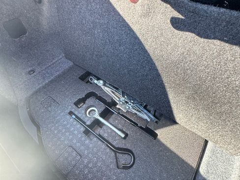 Used 2012 Acura TL w/ Technology Package image 17