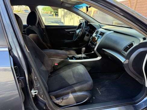 Used 2013 Nissan Altima 2.5 SV FWD image 14