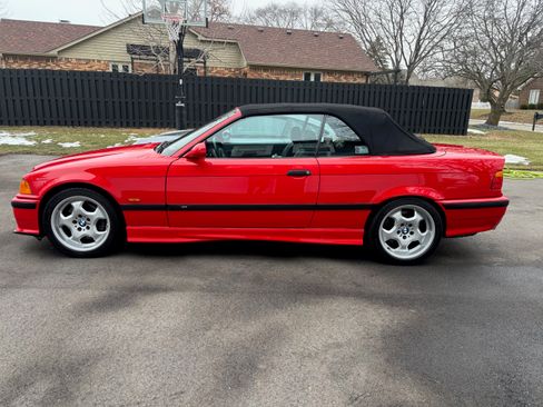 Used 1998 BMW M3 Convertible image 2