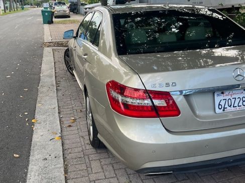 Used 2010 Mercedes-Benz E 350 E 350 Sedan 4D image 1