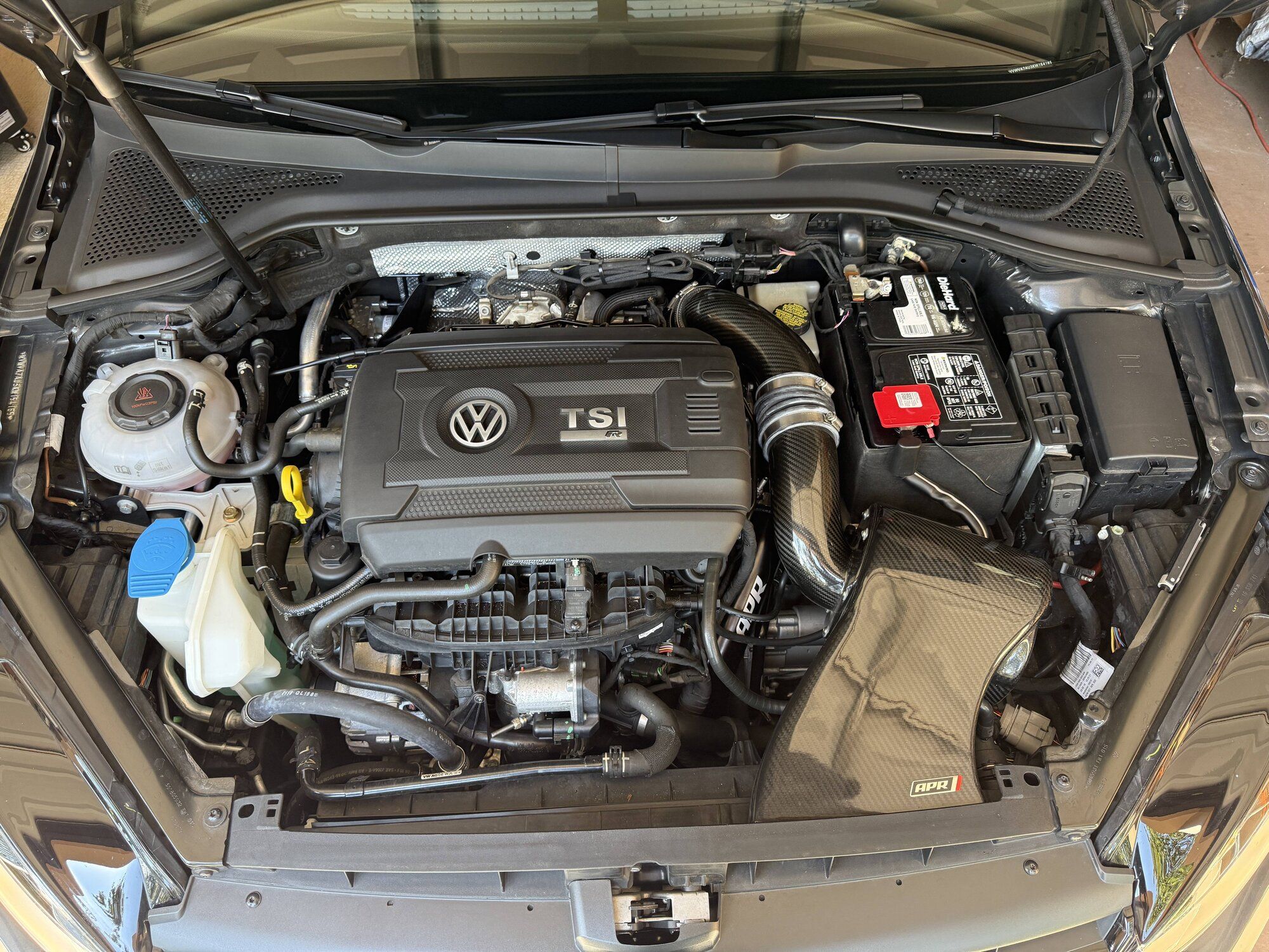 Used 2019 Volkswagen Golf 4-Door AWD/4WD image 6