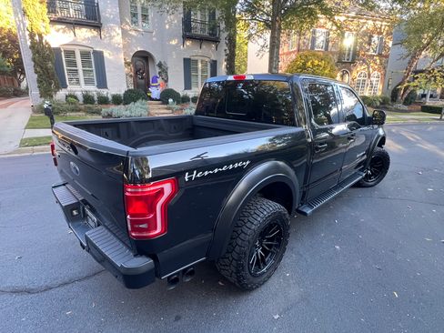 Used 2015 Ford F150 Lariat w/ Equipment Group 502A Luxury image 10