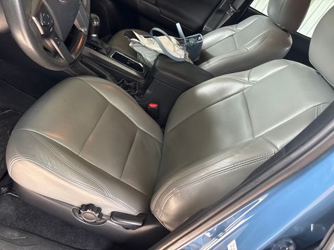 Used 2019 Toyota Tacoma TRD Sport w/ Technology Package RWD image 14