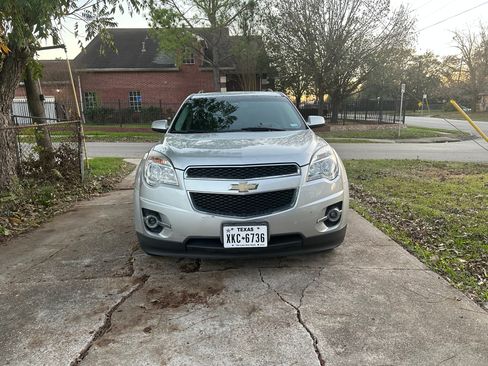 Used 2011 Chevrolet Equinox LT image 4