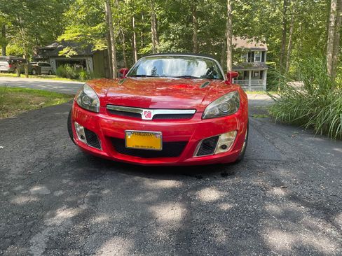 Used 2007 Saturn Sky Red Line RWD image 8