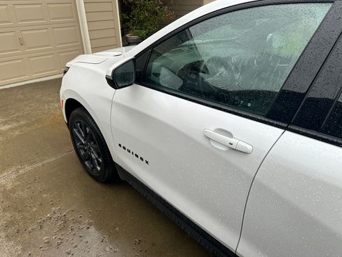 Used 2024 Chevrolet Equinox RS w/ RS Leather Package image 4