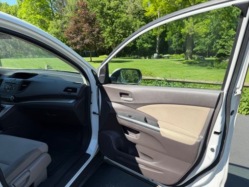 Used 2013 Honda CR-V EX image 18