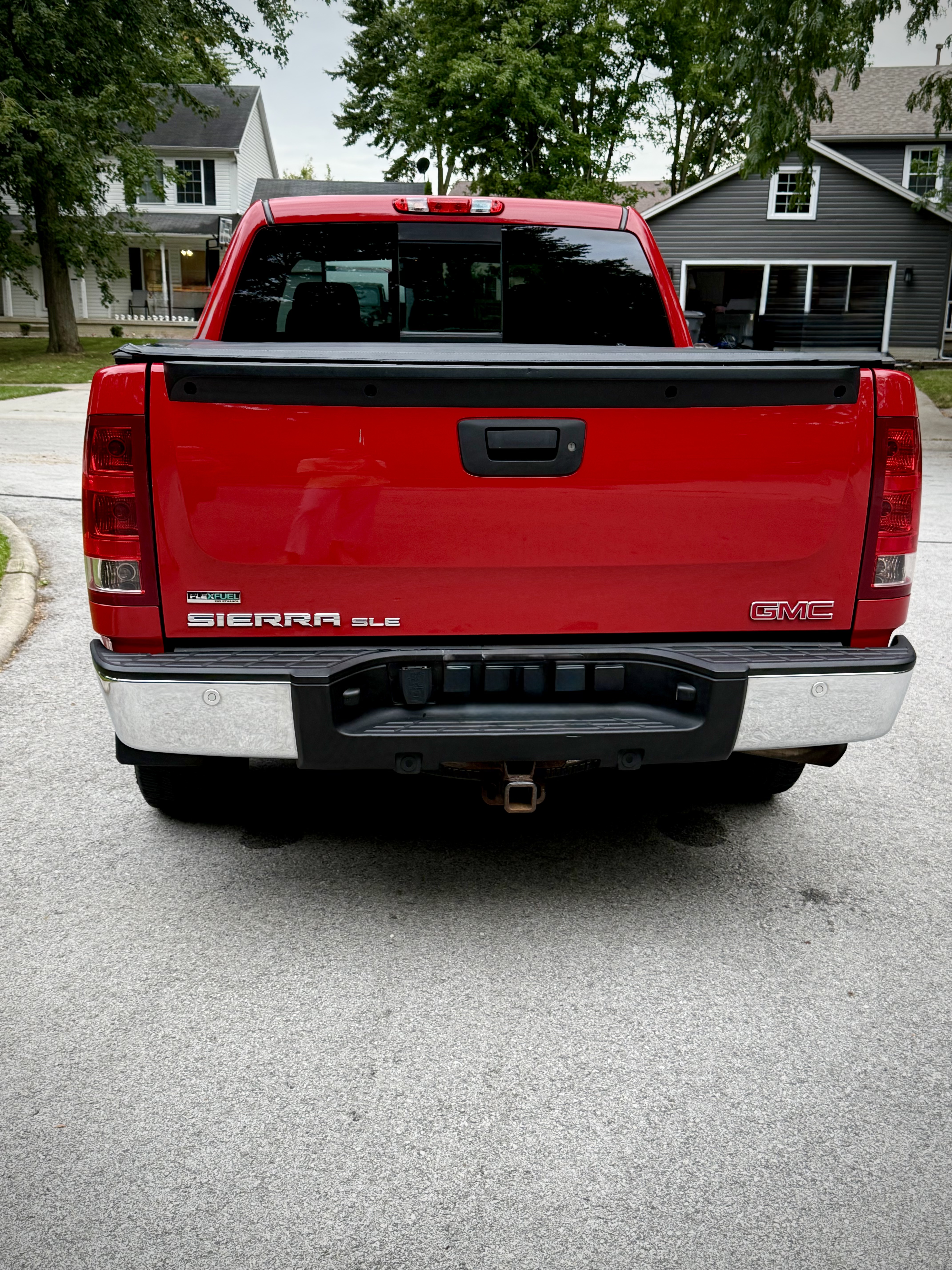 Used 2011 GMC Sierra 1500 SLE w/ Power Tech Package AWD/4WD image 5