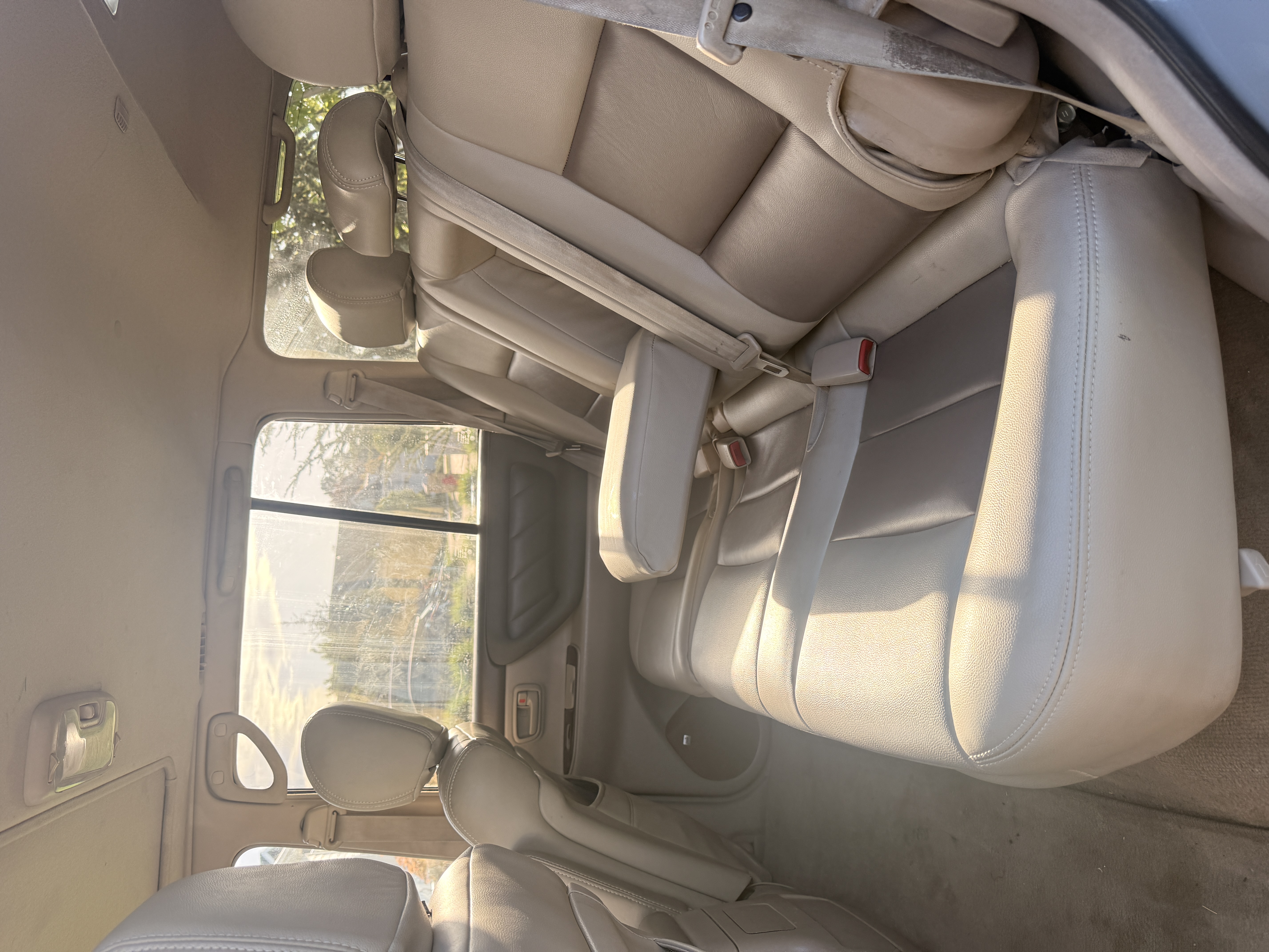 Used 1999 Toyota Land Cruiser w/ Leather Trim Pkg AWD/4WD image 16