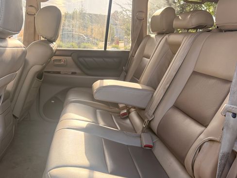 Used 1999 Toyota Land Cruiser w/ Leather Trim Pkg AWD/4WD image 13