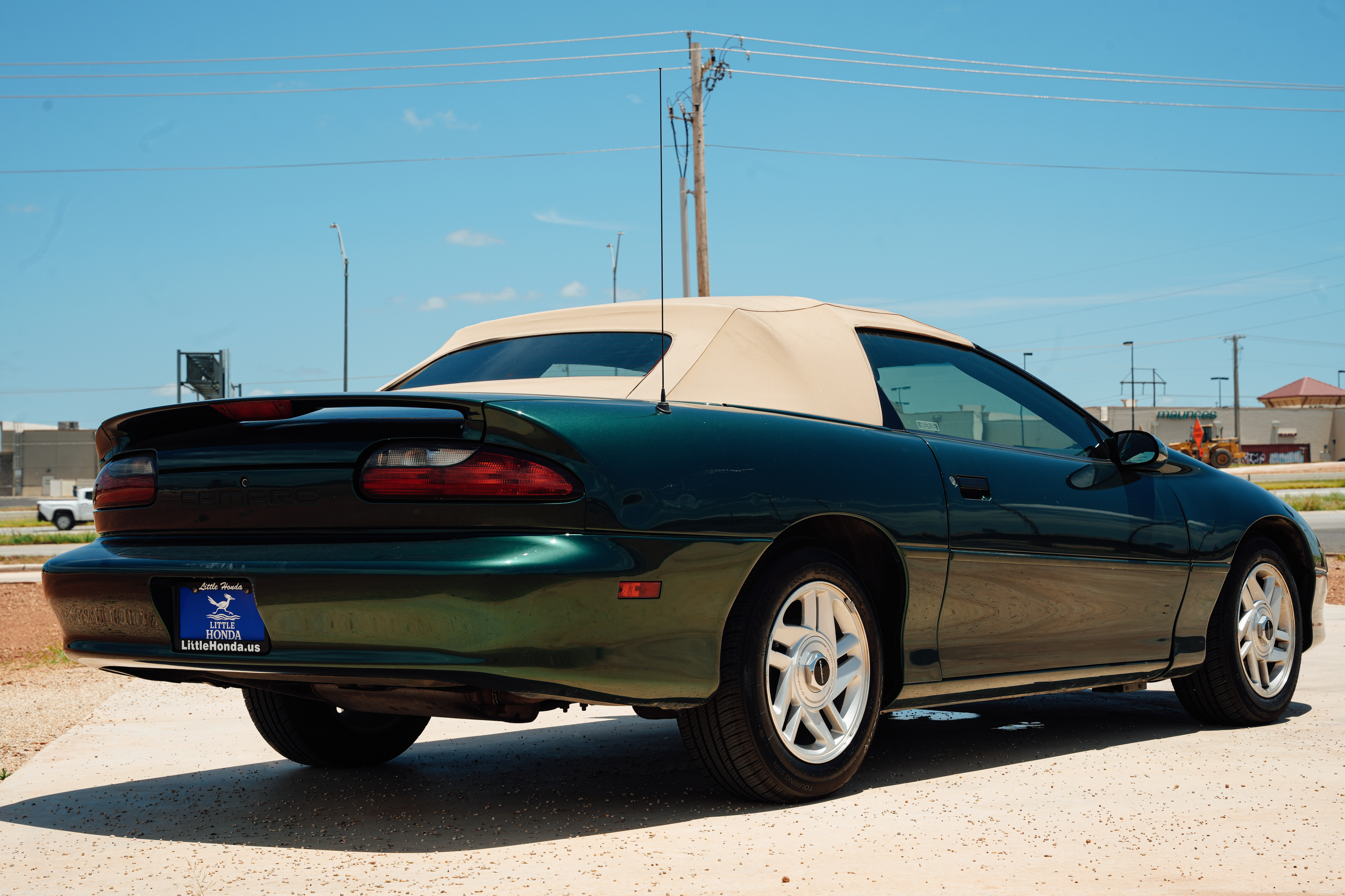 Used 1995 Chevrolet Camaro LT RWD image 6