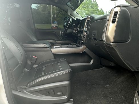 Used 2018 GMC Sierra 2500 Denali AWD/4WD image 20