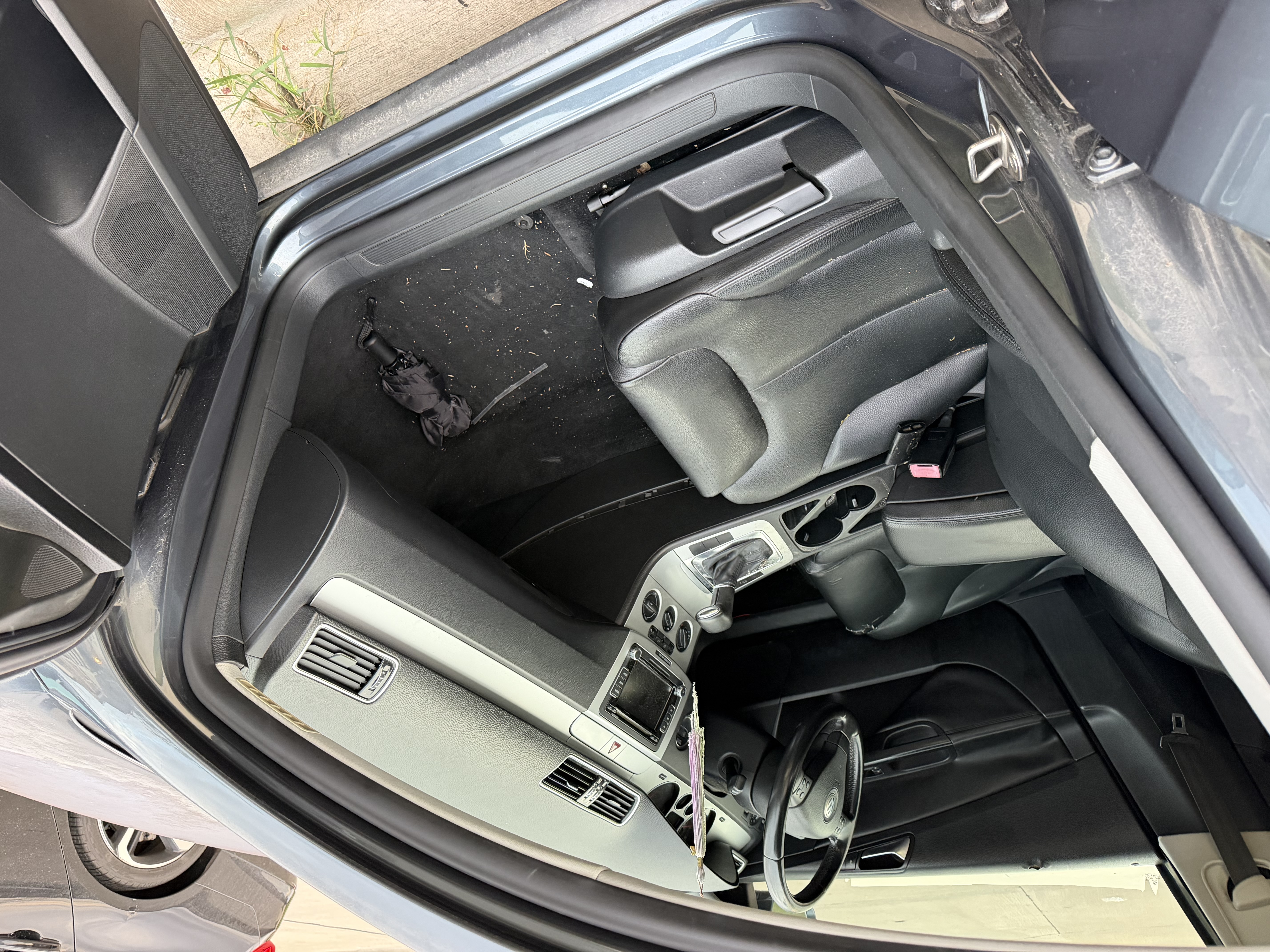 Used 2009 Volkswagen Passat Komfort FWD image 6