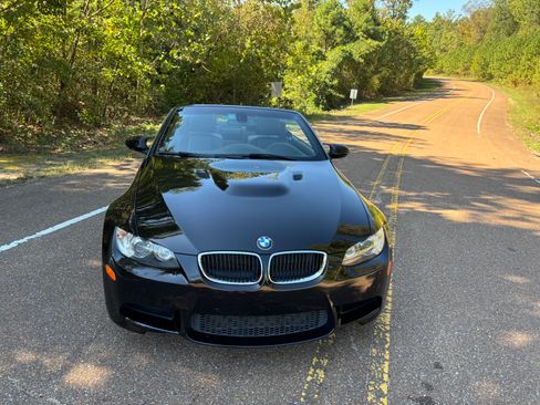 Used 2012 BMW M3 Convertible image 2