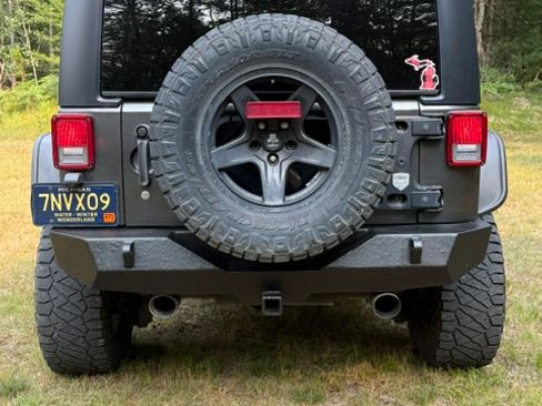 Used 2016 Jeep Wrangler Unlimited Sport w/ Quick Order Package 24S AWD/4WD image 5