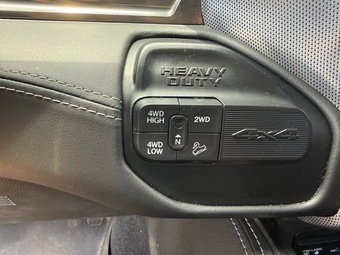 Used 2019 RAM 2500 Limited AWD/4WD image 22
