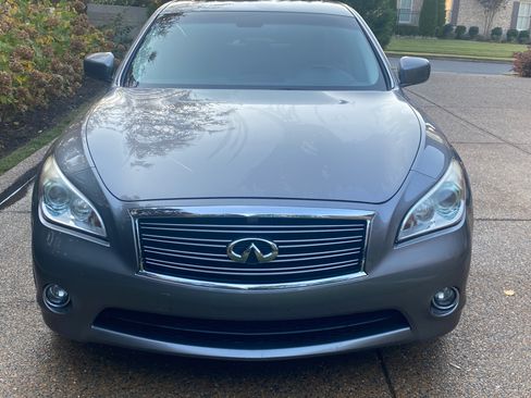 Used 2011 INFINITI M37 w/ Deluxe Touring Pkg image 4