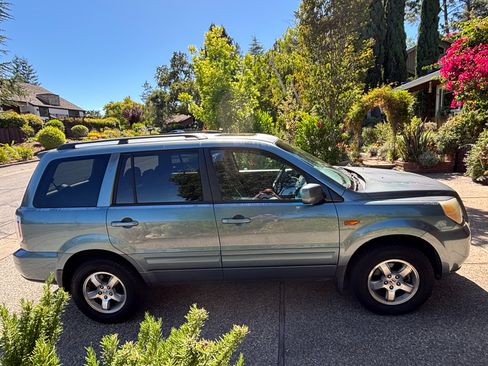 Used 2006 Honda Pilot EX-L image 9