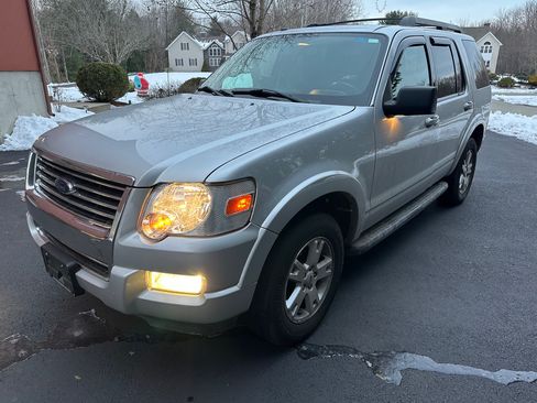 Used 2010 Ford Explorer XLT image 22