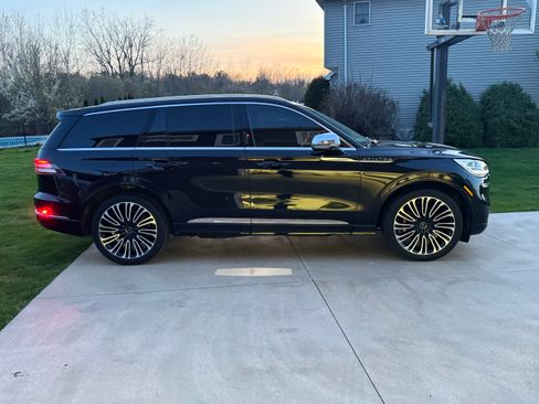 Used 2021 Lincoln Aviator Black Label w/ Dynamic Handling Package image 26