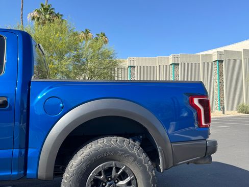 Used 2018 Ford F150 Raptor AWD/4WD image 5