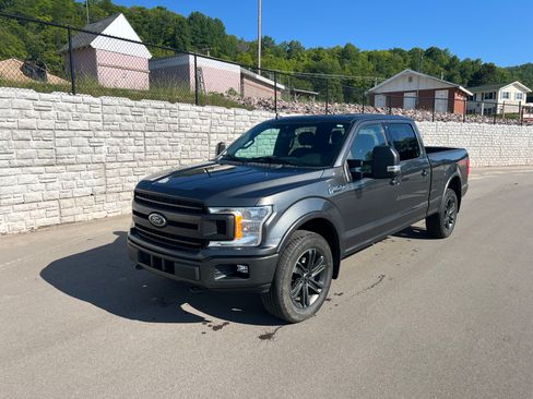 Used 2019 Ford F150 XLT w/ Equipment Group 302A Luxury AWD/4WD image 2