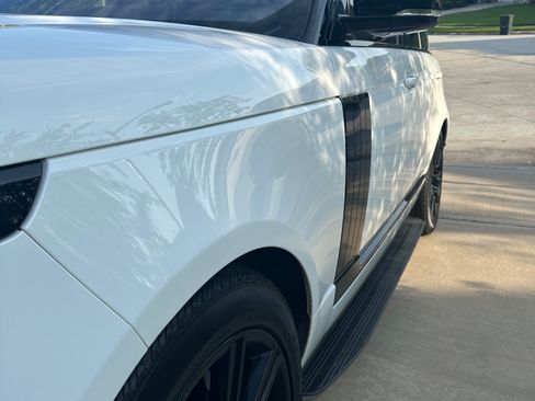 Used 2021 Land Rover Range Rover image 9