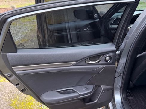 Used 2018 Honda Civic Sport Touring image 12