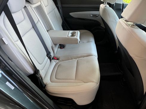 Used 2024 Hyundai Tucson Limited image 11