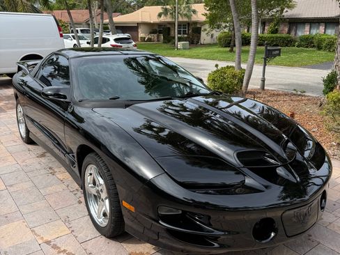 Used 2000 Pontiac Firebird Formula image 5