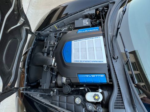 Used 2009 Chevrolet Corvette ZR1 w/ Preferred Equipment Group image 5