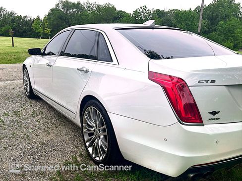 Used 2016 Cadillac CT6 Premium Luxury w/ Active Chassis Package AWD/4WD image 4