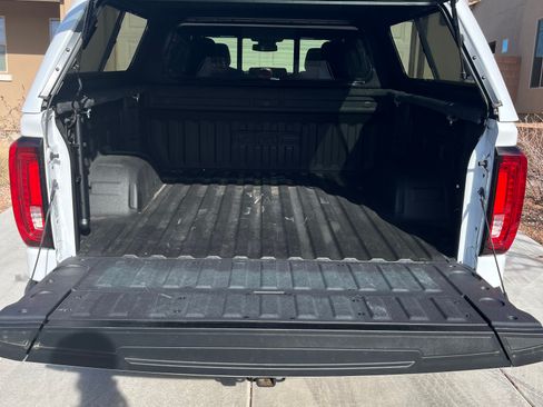 Used 2024 GMC Sierra 1500 SLT w/ SLT Premium Plus Package image 11