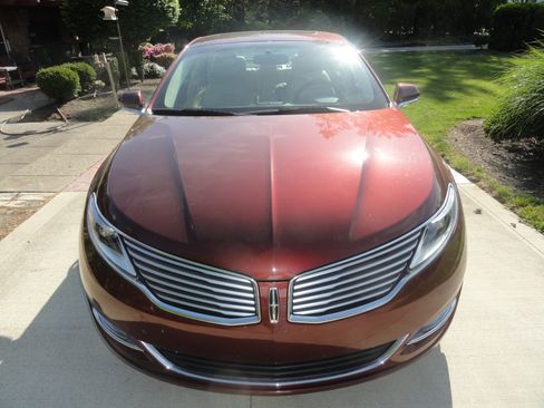 Used 2015 Lincoln MKZ Hybrid w/ Equipment Group 202A Reserve image 2