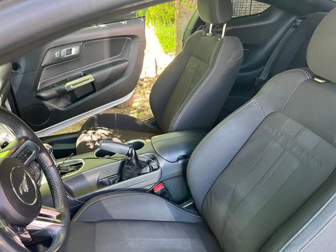 Used 2019 Ford Mustang GT image 18