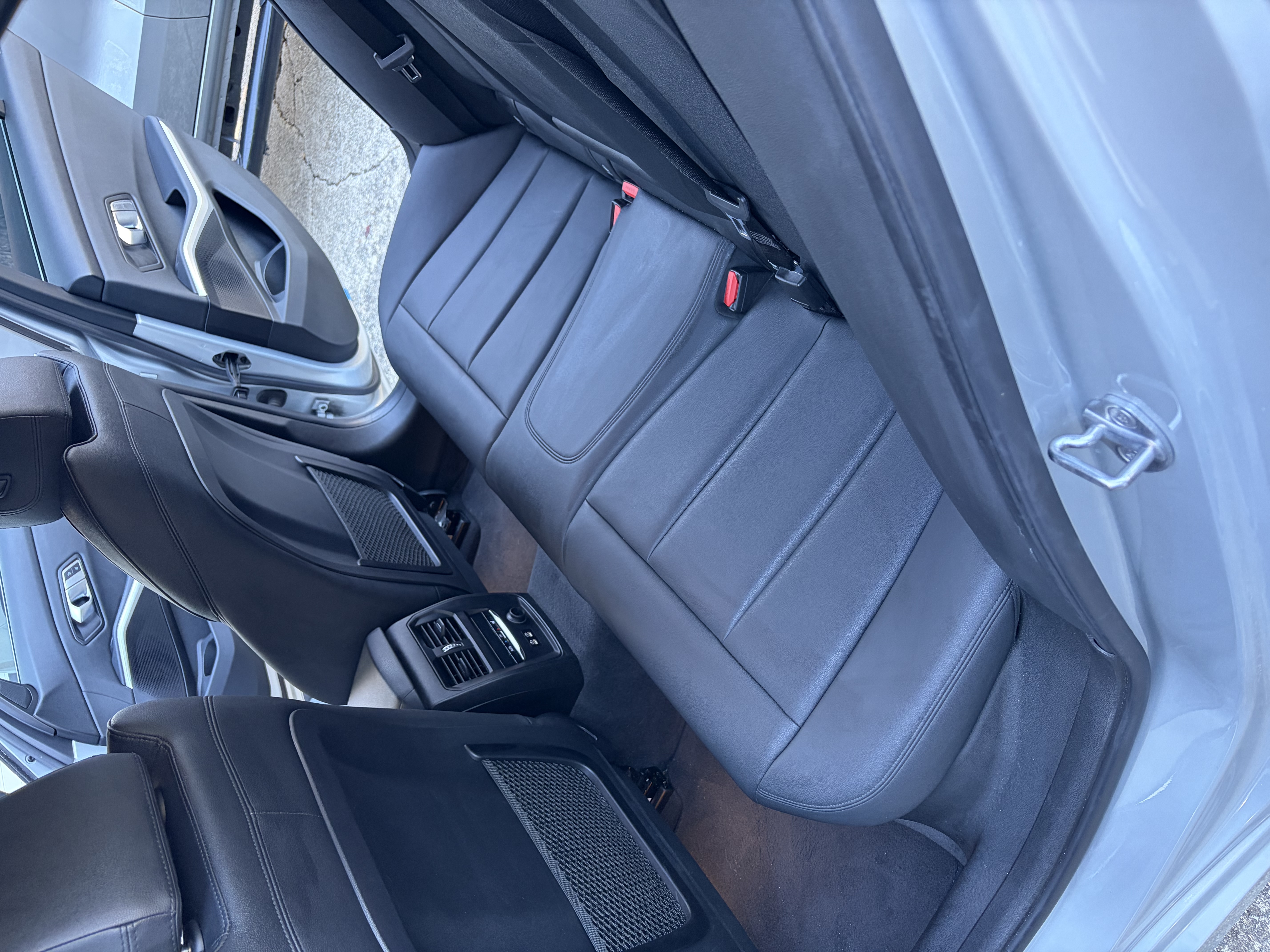 Used 2019 BMW 330i Sedan w/ Convenience Package RWD image 20