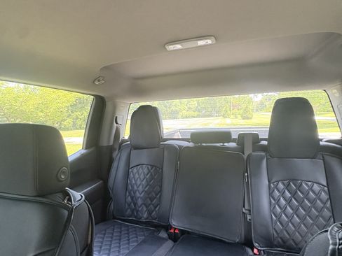 Used 2025 Chevrolet Silverado 1500 Custom Trail Boss w/ Turbomax Blackout Package AWD/4WD image 11