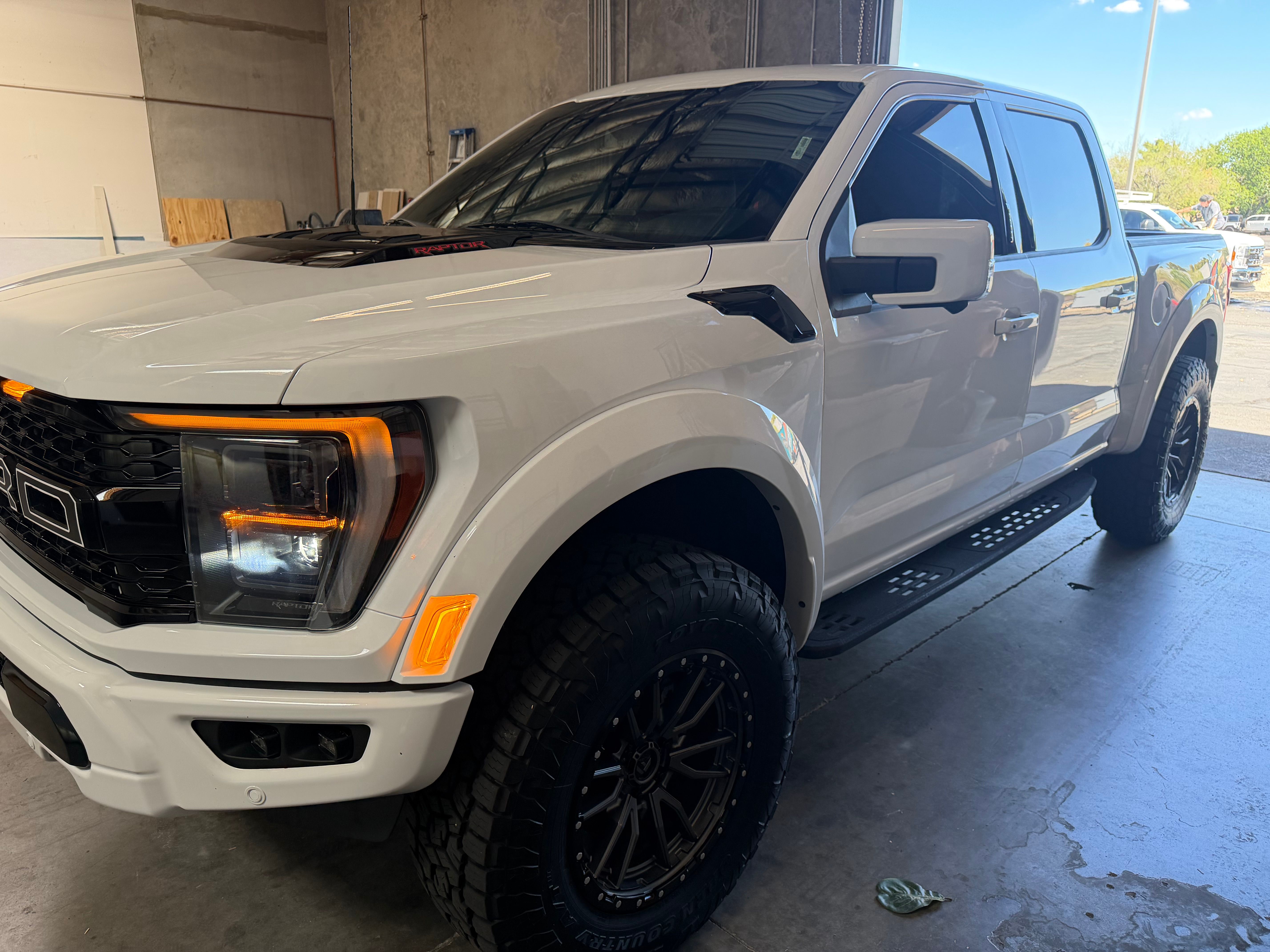 Used 2022 Ford F150 Raptor w/ Raptor 37 Performance Package AWD/4WD image 6