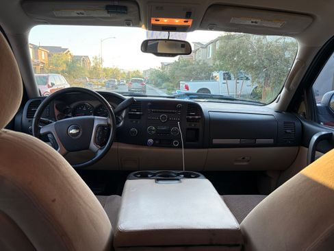 Used 2008 Chevrolet Silverado 1500 LT w/ Power Pack Plus AWD/4WD image 6