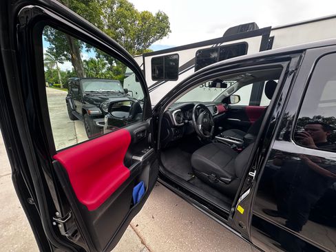 Used 2023 Toyota Tacoma SR5 image 15