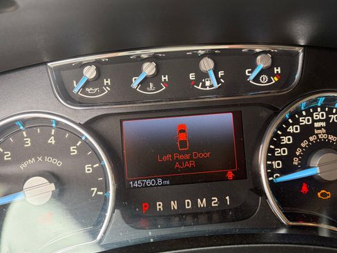 Used 2012 Ford F150 Lariat w/ Lariat Plus Pkg RWD image 2