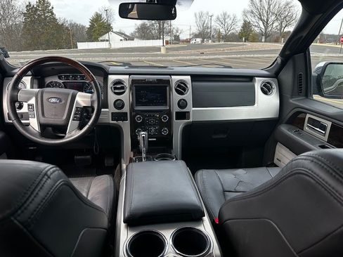 Used 2014 Ford F150 Platinum image 18