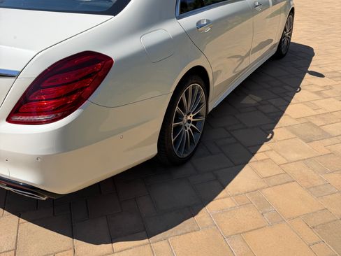 Used 2015 Mercedes-Benz S 550 Sedan image 2