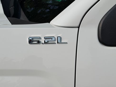 Used 2014 Chevrolet Silverado 1500 LTZ Z71 w/ LTZ Plus Package AWD/4WD image 12